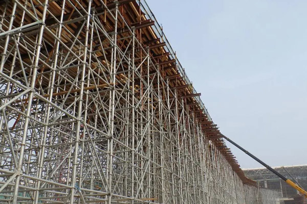 沈阳脚手架出租：型号齐全，实地货源，为您工程提速增效！